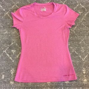 3 for $25 🎉 Like New Under Armour Fitted Workout Shirt